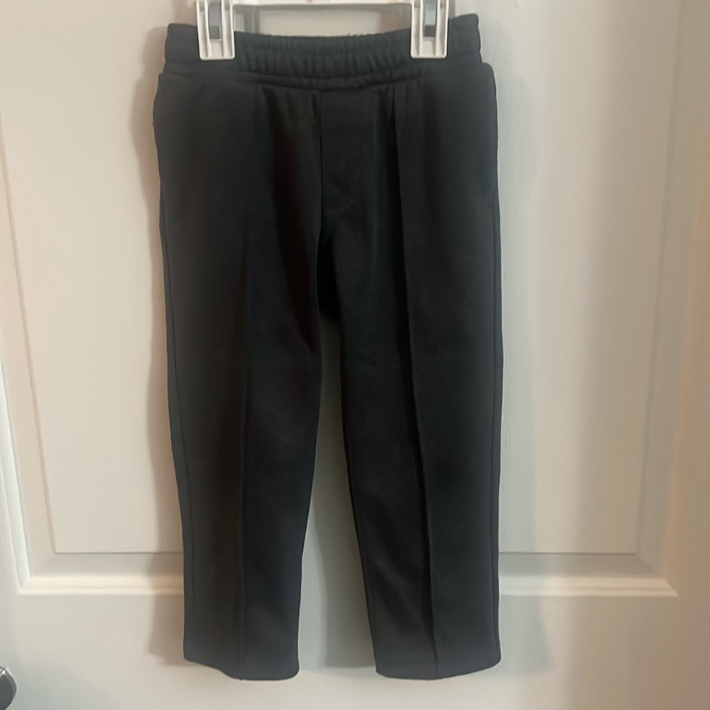Toddler knit pants. Size 4T. Worn once. Great quality, condition.